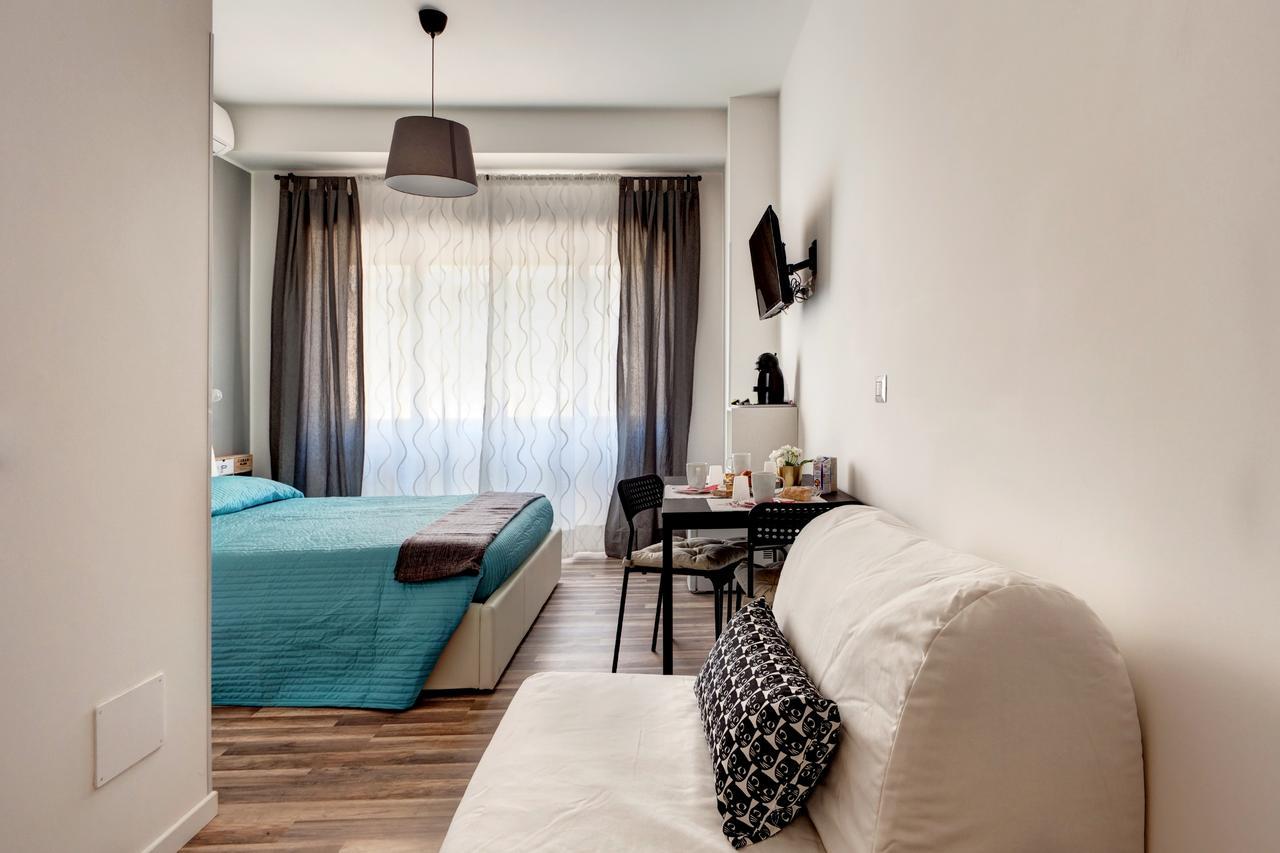 Готель Pianeta Roma 62 Екстер'єр фото